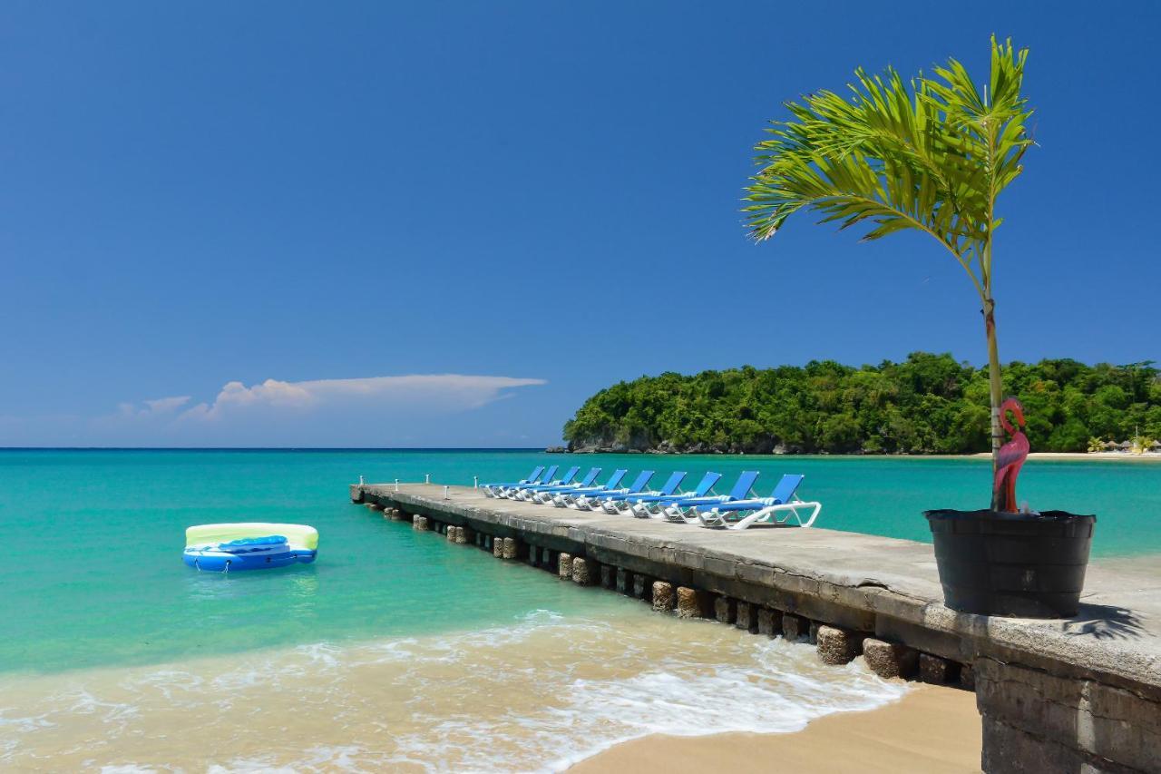 Kaz Kreol Beach Hotel Ocho Rios Esterno foto