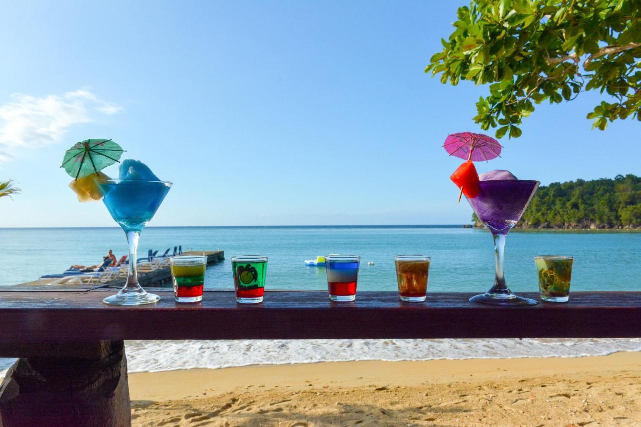 Kaz Kreol Beach Hotel Ocho Rios Esterno foto