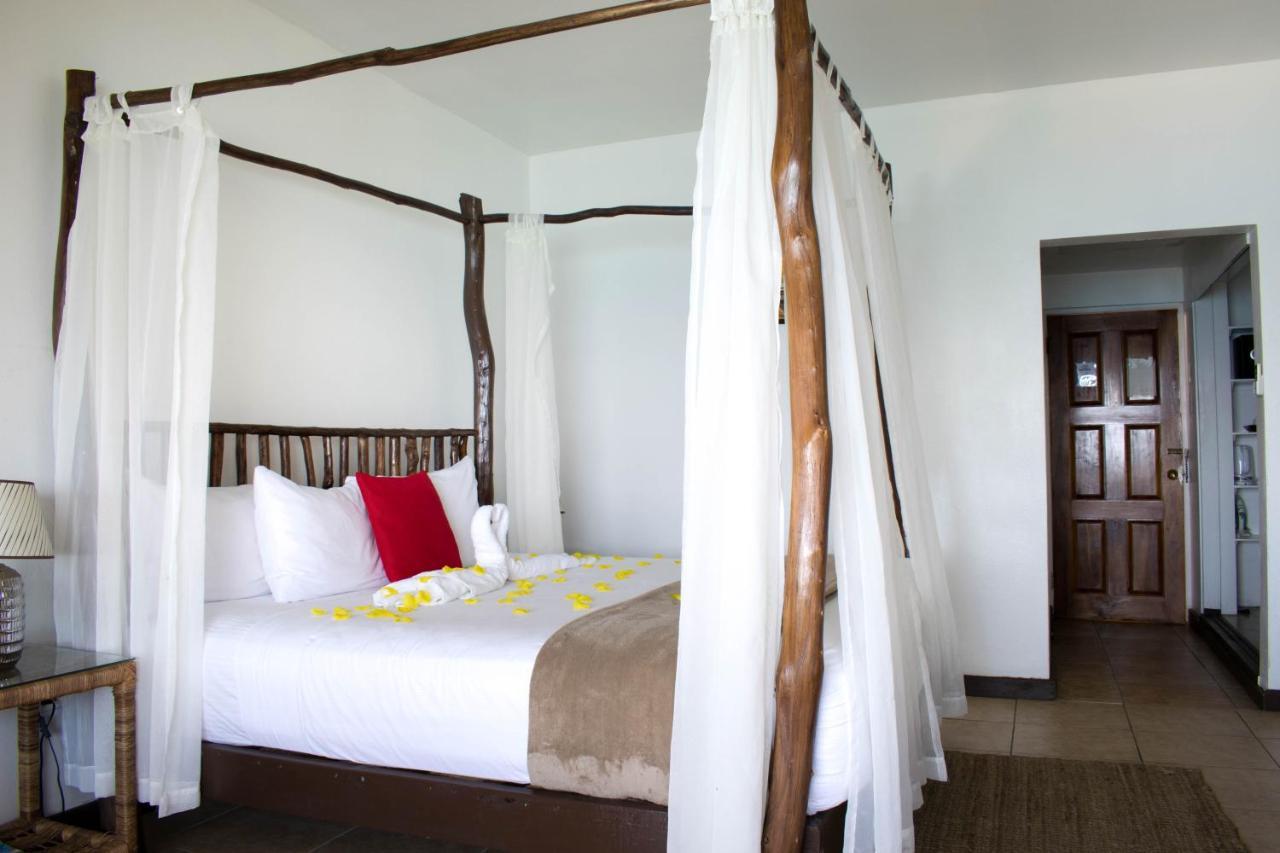 Kaz Kreol Beach Hotel Ocho Rios Esterno foto