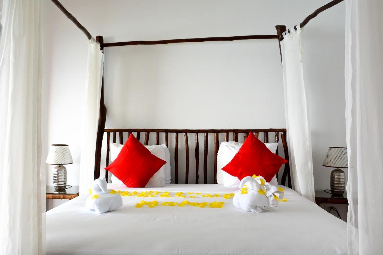 Kaz Kreol Beach Hotel Ocho Rios Esterno foto