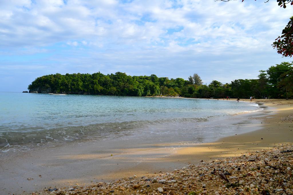 Kaz Kreol Beach Hotel Ocho Rios Esterno foto