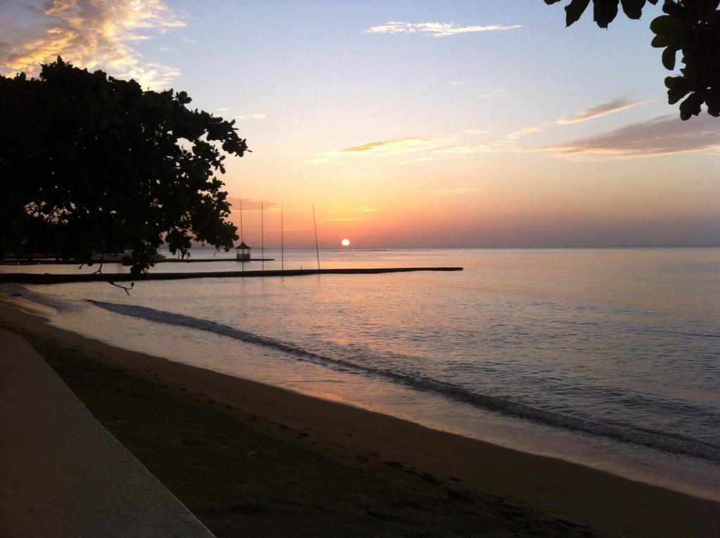 Kaz Kreol Beach Hotel Ocho Rios Esterno foto