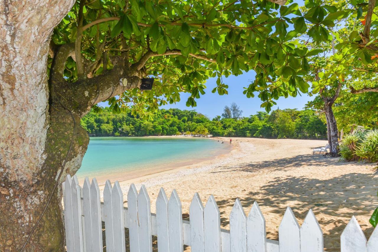 Kaz Kreol Beach Hotel Ocho Rios Esterno foto