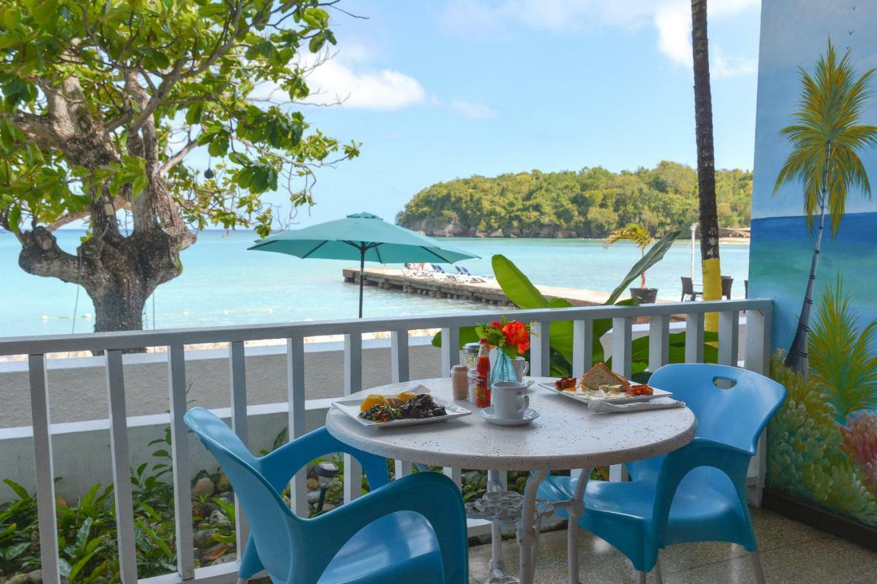 Kaz Kreol Beach Hotel Ocho Rios Esterno foto